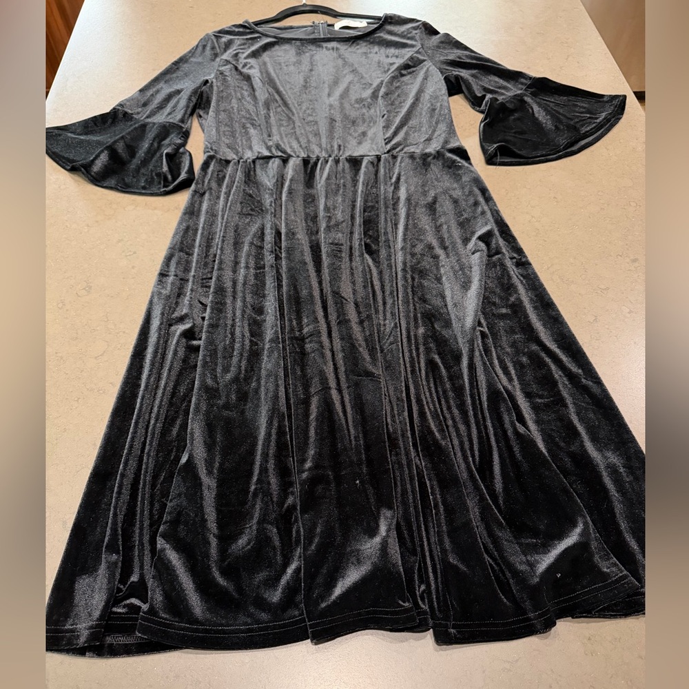 Homrain Black Velvet Long Sleeve Dress Sz: 2XL